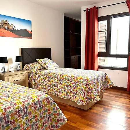 Lancelot Apartment *