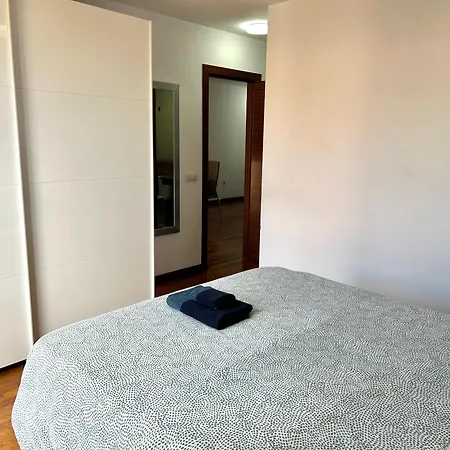 Lancelot Apartment *